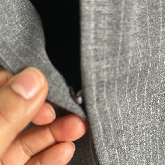 Chico's gray classic point stripe blazer size 3/xL - Picture 6 of 12